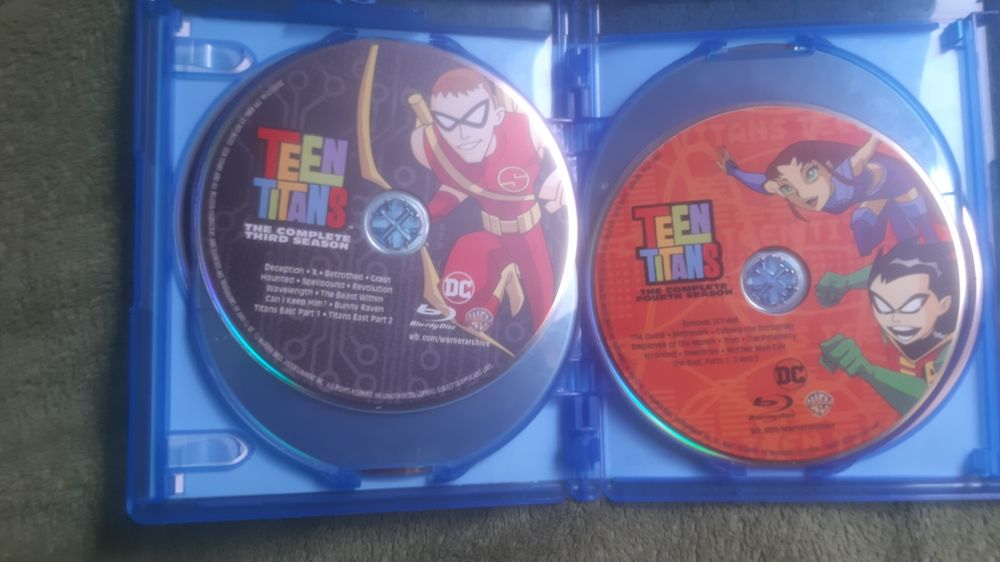 Młodzi Tyatani (Teen Titans) ZAREZERWOWANE