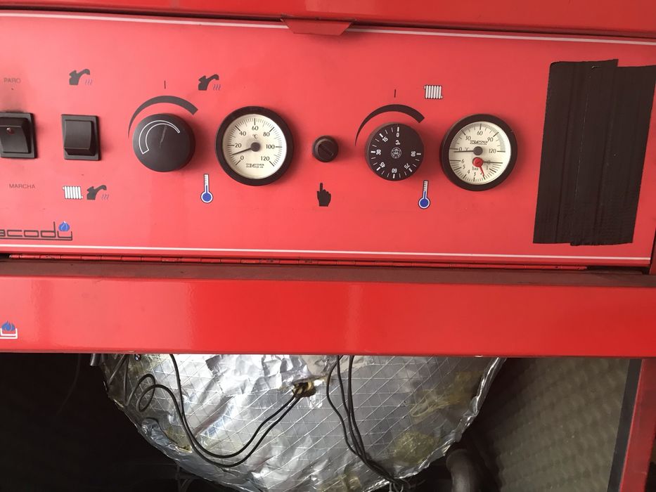 Sistema Aquecimento Central Completo (Já Desmontado): Caldeira + Deposito de Gasoleo + 2 Bombas Circuladora + Chaminé Inox