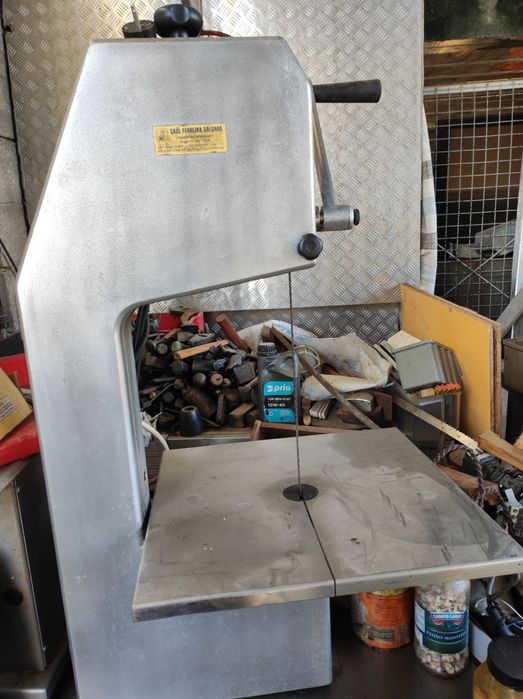 Serra ossos monofásica