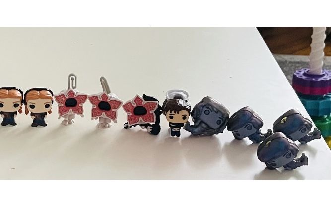 Обмін фігурок з дивні дива