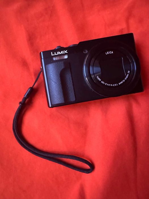 Panasonic Lumix DC-TZ99 (20.3MP) - 30x Optical Zoom + Tripé pega Panasonic DMW-SHGR2
