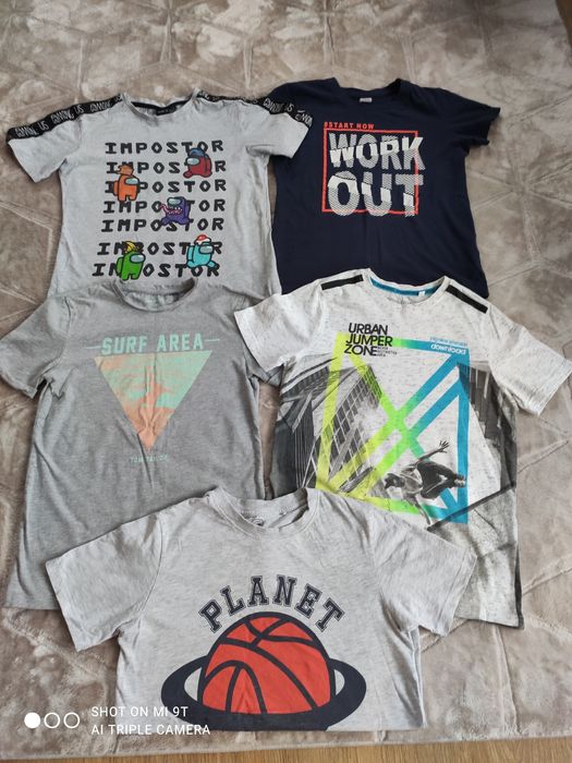 T-shirty pięć sztuk r.152