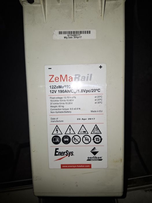 Акамулятори хороші 12v 190a.2.3кв.agm.ZemaRail.