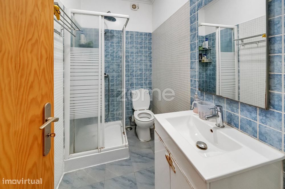 Apartamento T4 Intendente