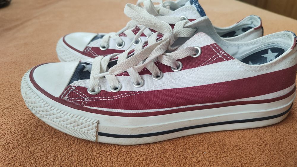 Trampki converse - w stylu amerykańskim