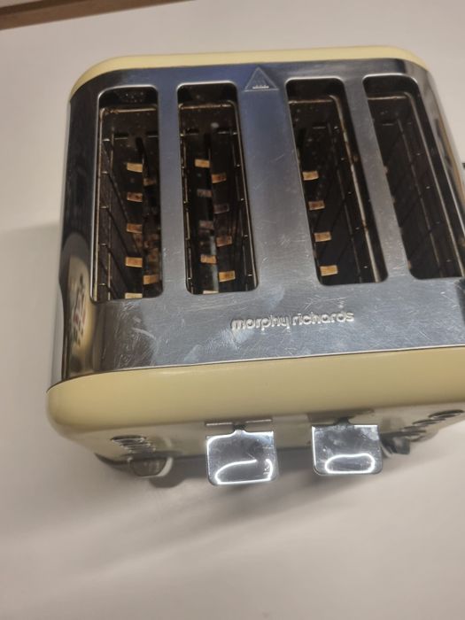 Retro Toster Morphy Richards na 4 szt. tostów jednocześnie