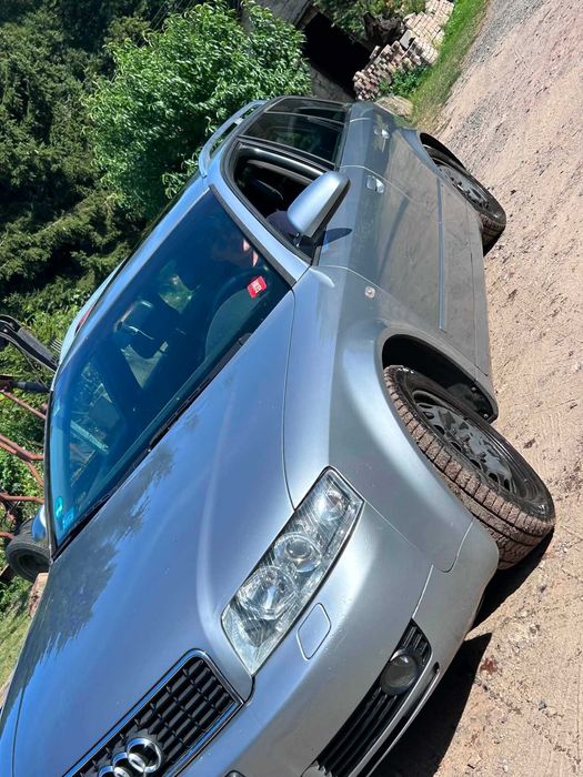 samochód audi kombi