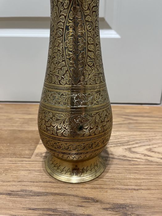 Mosiężny dzban/wazon dekoracyjny 24 cm – orientalny grawer