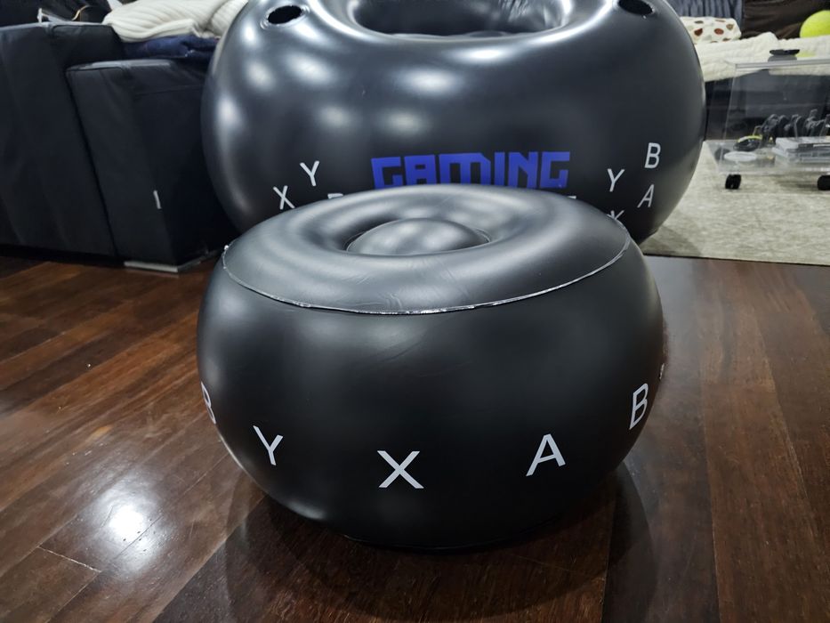 Puff Gamer com apoio de pés