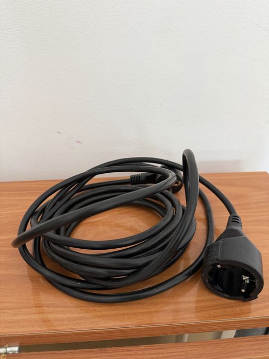 Cabo de extensão.