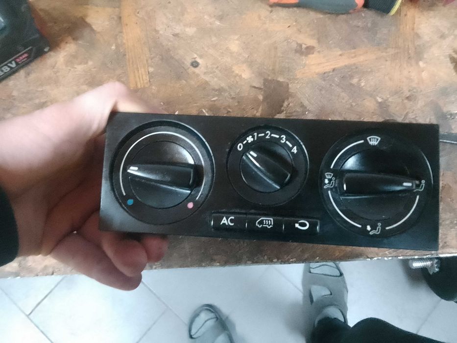 Panel klimatyzacji Ford Galaxy  lift