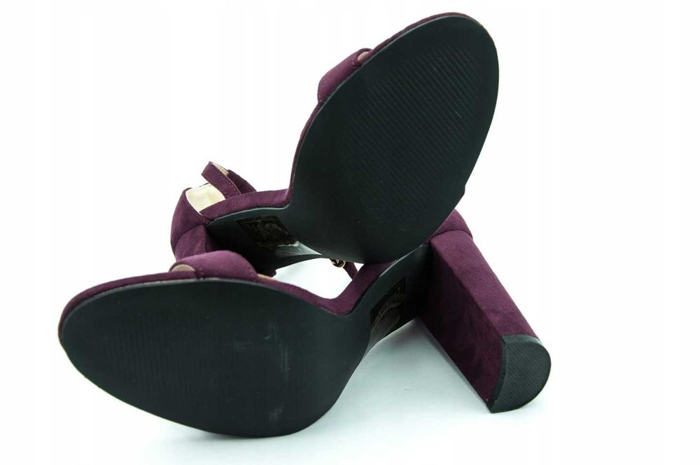 Buty Glamorous Sandały na obcasie r.40 Wada