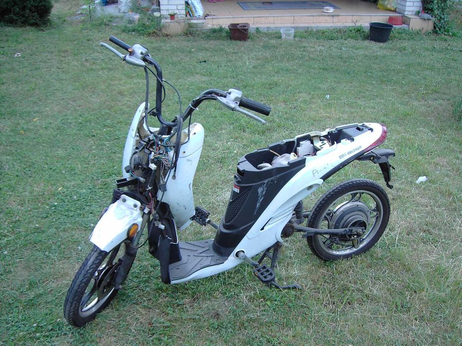 Rower  elektryczny  niekompletny koła 16"