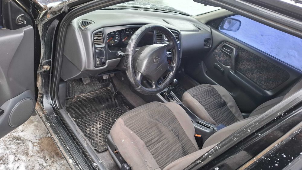Nissan Primera p11