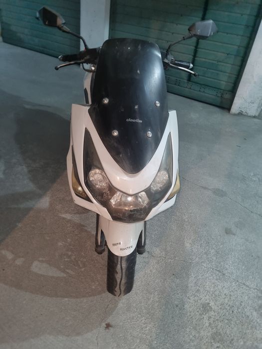 Scooter Daelim s3