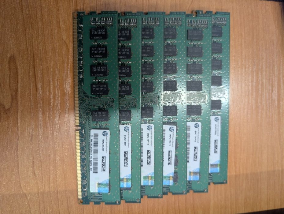 Kości RAM Samsung 4gb 2rx8 pc3 10600E 09 10 E1