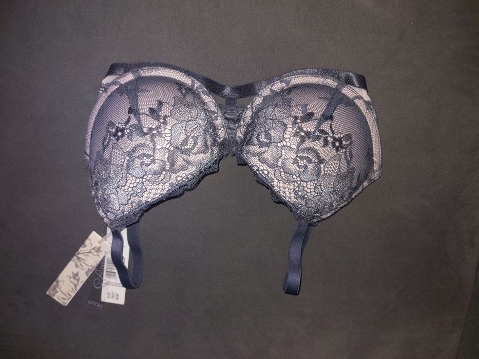 Biustonosz push up 65F Esotiq NOWY