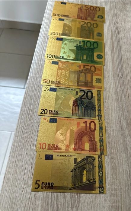 Notas de Euro douradas