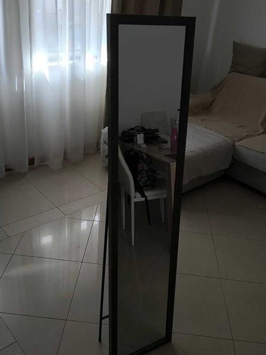 Espelho castanho com suporte 150cm