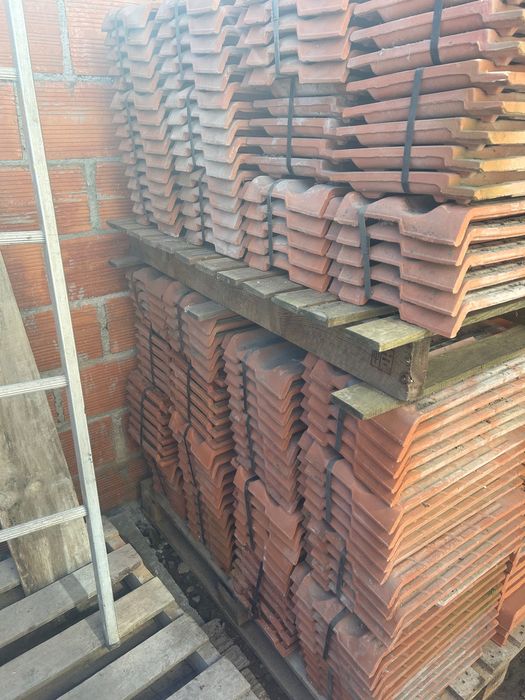 Telha francesa nova 500 peças