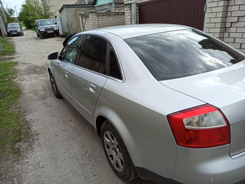 Audi a4 b6 (1.6 alz)