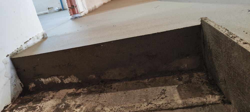 Wylewki z mixokreta+ styrobeton,zrywanie podłóg