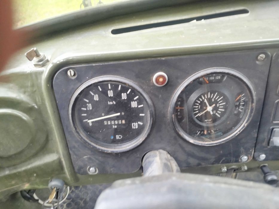 Продам Зіла в доброму стані гарний. Торг