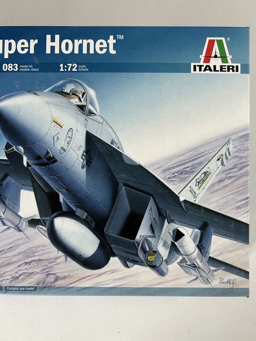 Samolot F/A-18 Super Hornet model Italeri 0083