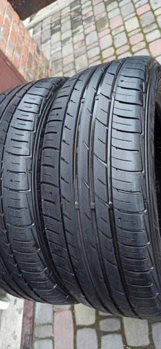 Шини літні 215 55 R17 Falken пара