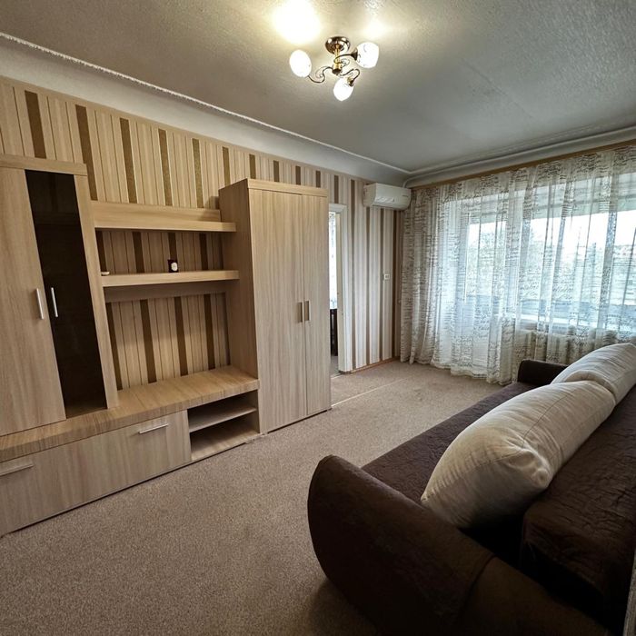 Сдам 3х комнатную квартиру,  район военкомата