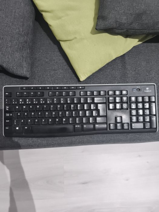 Teclado Logitech sem fio K270 ABNT (Brasil)