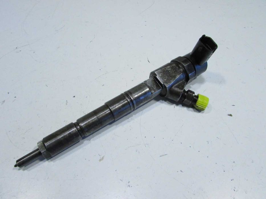 Wtryskiwacz wtryskiwacze opel astra h vectra c zafira b 1.9 cdti 150km