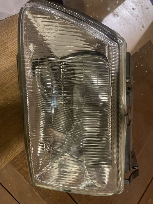 Faróis Citröen Saxo mk1