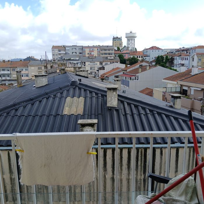 Alugo quarto perto do Marquês, no Porto