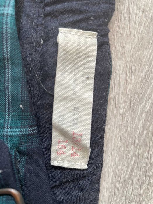 czarne spodnie w zieloną kratkę Zara