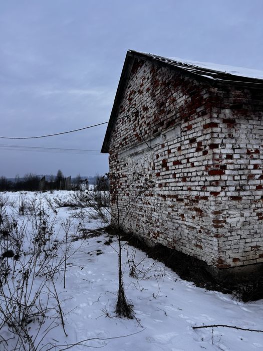 Продаж нежитлової будівлі (ферма)