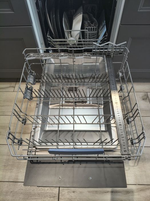 Zestaw oryginalnych koszy szufdowych Bosch typu szeroki dostawa