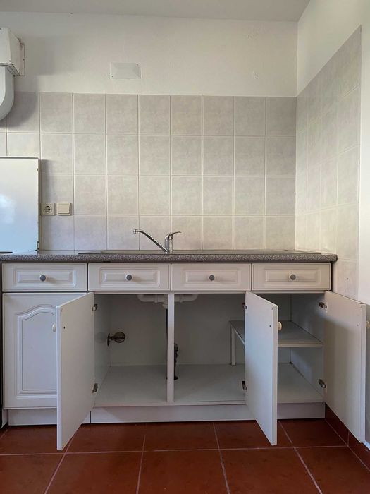 Móvel lava-loiça com bancada e lava-loiça inox duplo