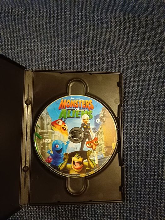 DVD do filme de animação "Monstros vs. Aliens" (portes grátis)