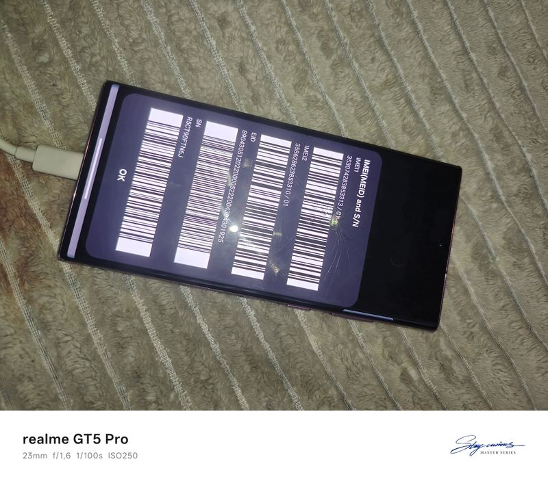 Продам Samsung s22 ultra