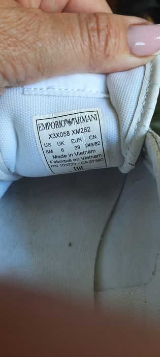 Armani Sneakersy nr 39