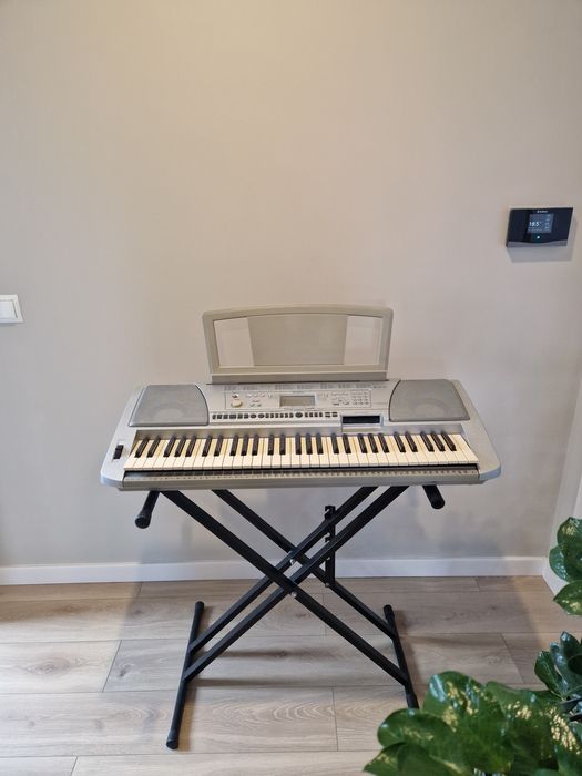 Yamaha PSR 450 keyboard