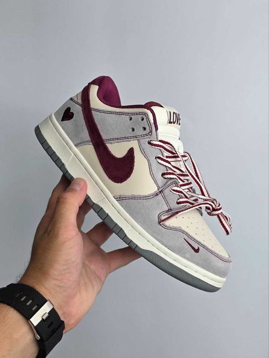Nike SB Dunk ‘Grey / Cream / Burgundy’ | Кросівки Найк СБ Данк — у сіро-кремово-бордовому кольорі