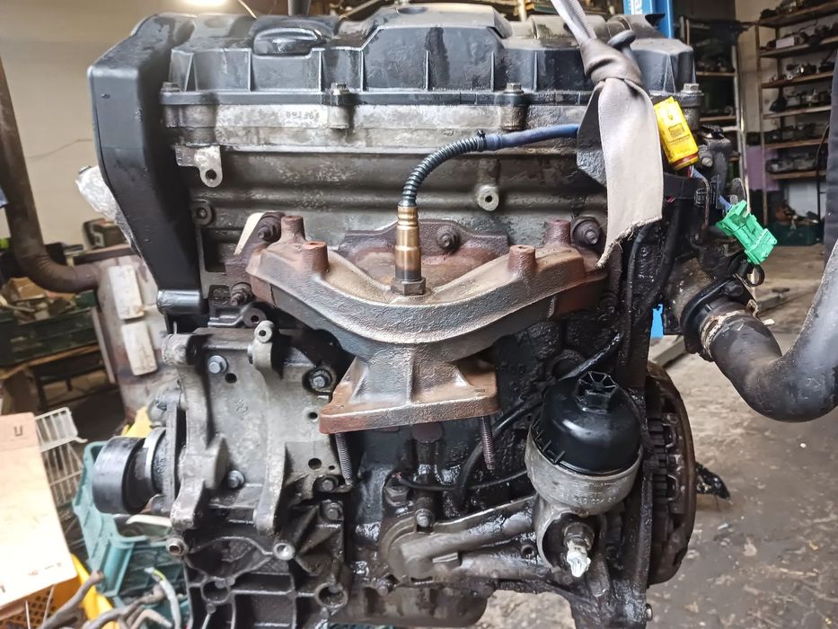 Silnik 1.6 NFU 1,6 16V Citroen Berlingo I C4 Peugeot 307 partner