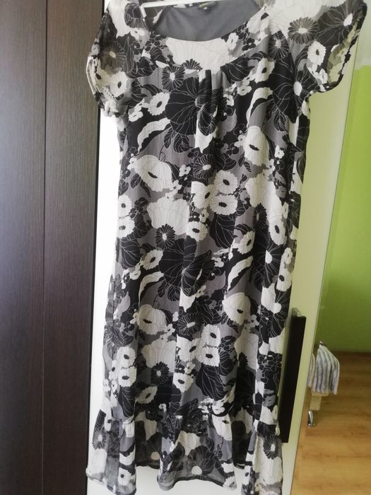 Sprzedam używana sukienkę