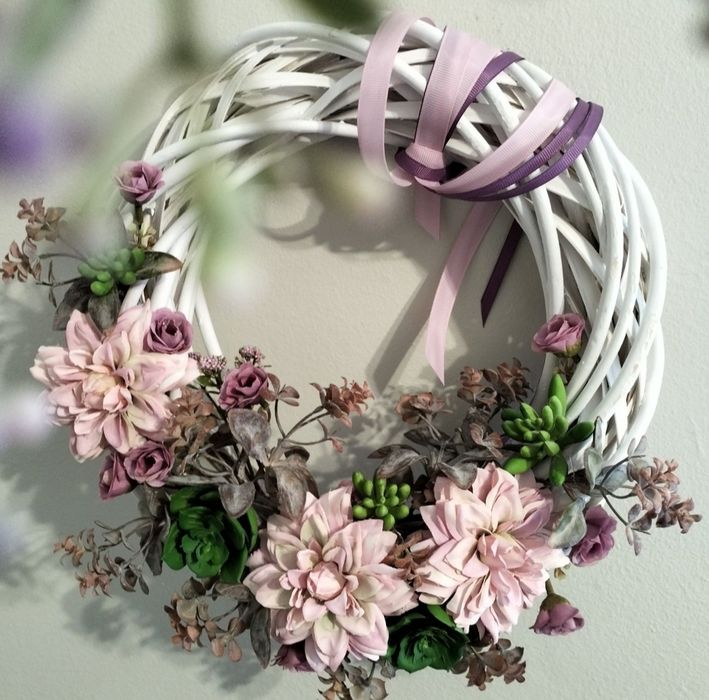 Wianek na drzwi, prezent