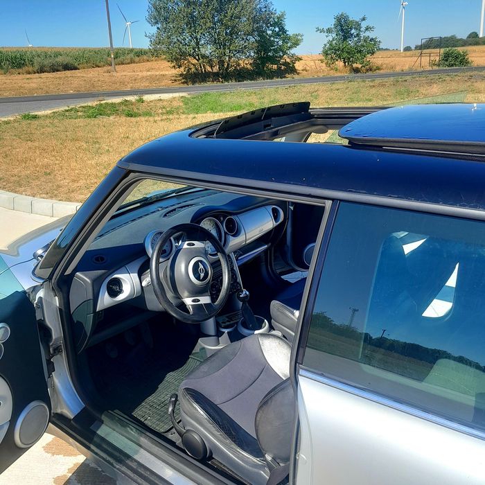 Mini Cooper, panorama, szyberdach, benzyna 116km.2001r.