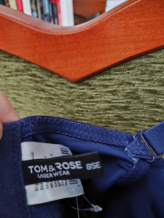 Biustonosz granatowy 85E