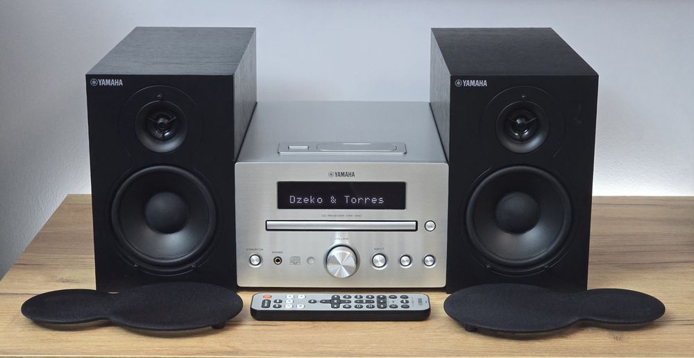 Yamaha MCR-330 PianoCraft Amplituner Kolumny Pilot CD USB MP3 CD-TEXT Odtwarzacz