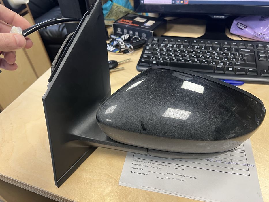 Зеркало левое vw Polo sedan электро